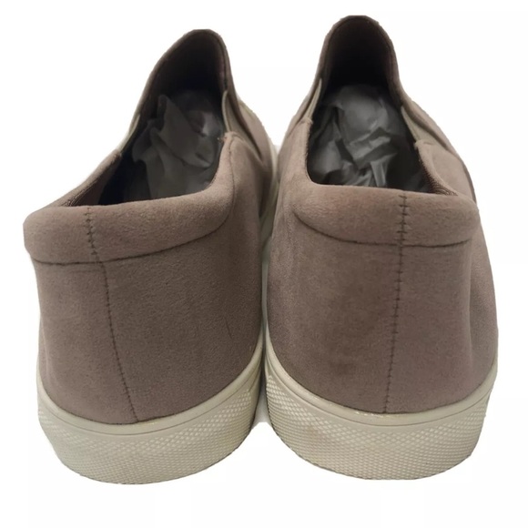 Forever Desire Women's Slip-On Taupe Embroidered Suede Sneakers/Shoes | NEW/NWT! - Picture 7 of 11